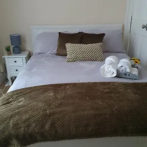 https://apt-sweet-dreams-a.brighton-hotels-england.com