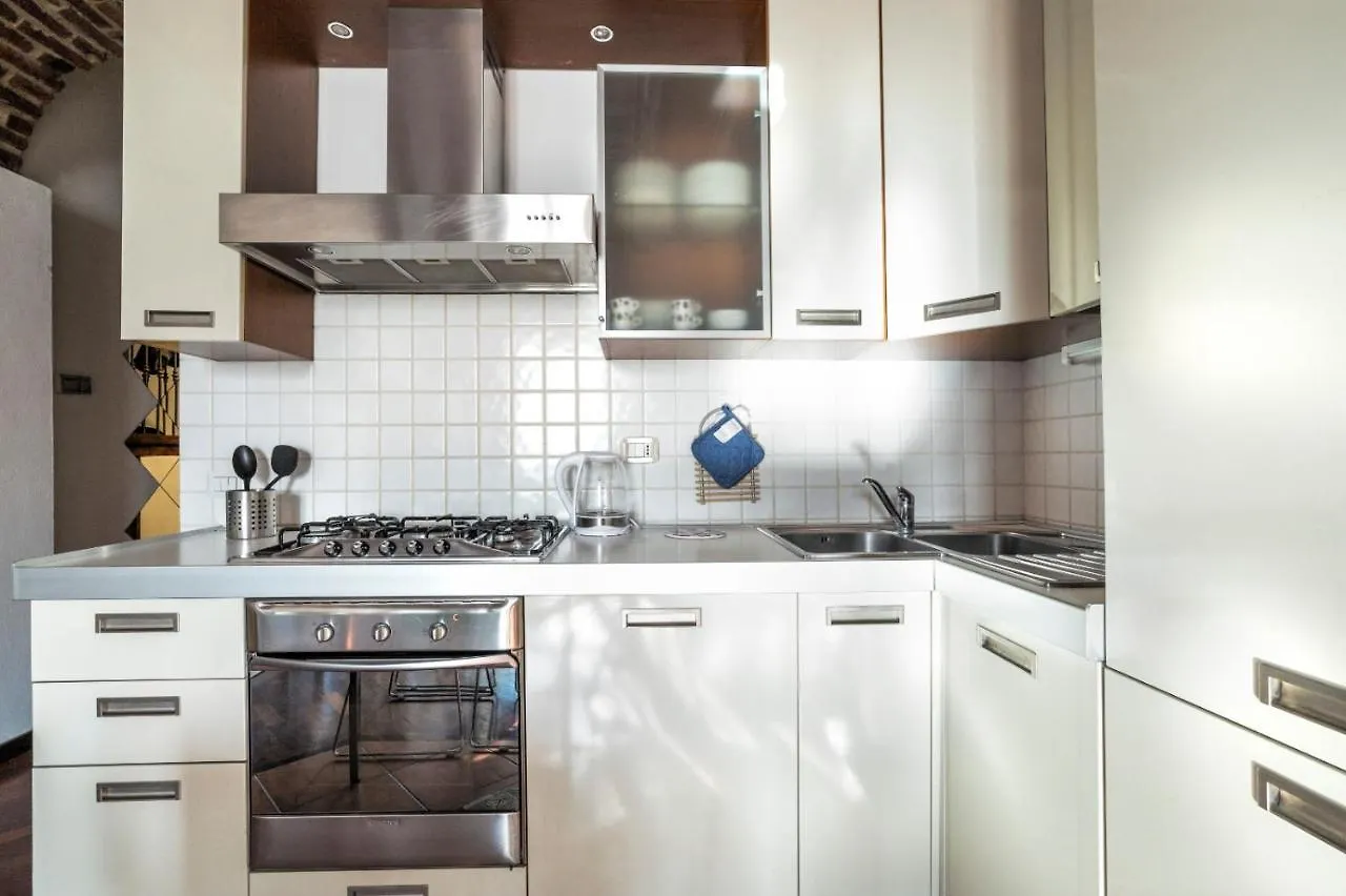Porta Romana & Bocconi Cosy Apartment Milan